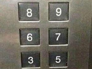 妹纸开了房说 402房 然后我惊呆了