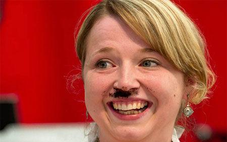 性感销魂的小胡子