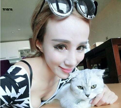 墨镜里总会有惊喜