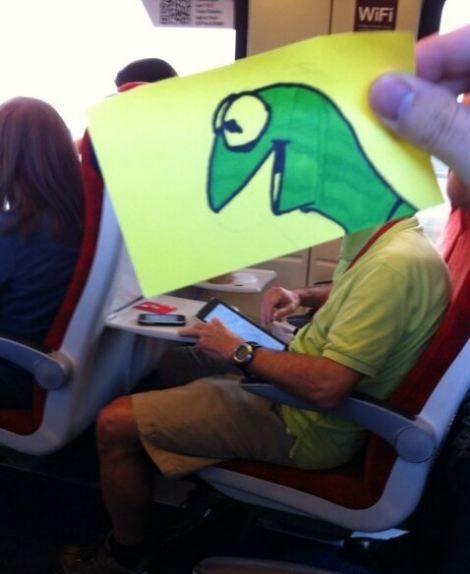 搞笑错位图片 头被换了啊