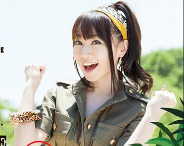 妹子腋毛好长 你看到了么