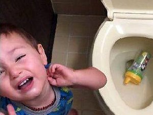 儿童搞笑图 此刻我都崩溃了