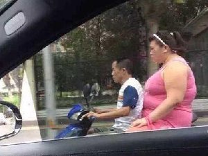 大哥的心情此时是崩溃的