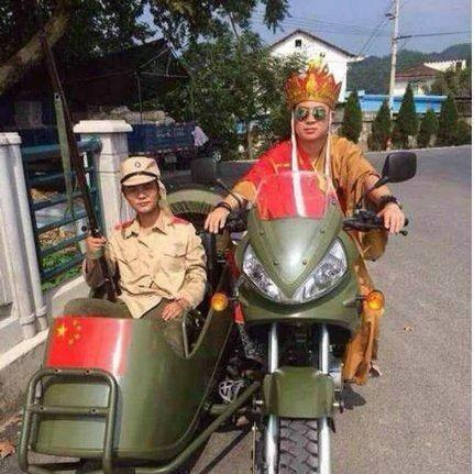 悟空来打小鬼子了 师傅被绑架了