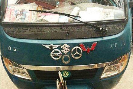 就问你这豪车牛不牛吧？