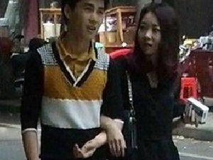 妹子腿内涵图片 看来昨晚血雨腥风