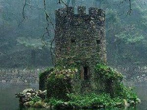 好诡异的脸 看着很阴森恐怖