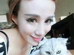 墨镜里总会有惊喜